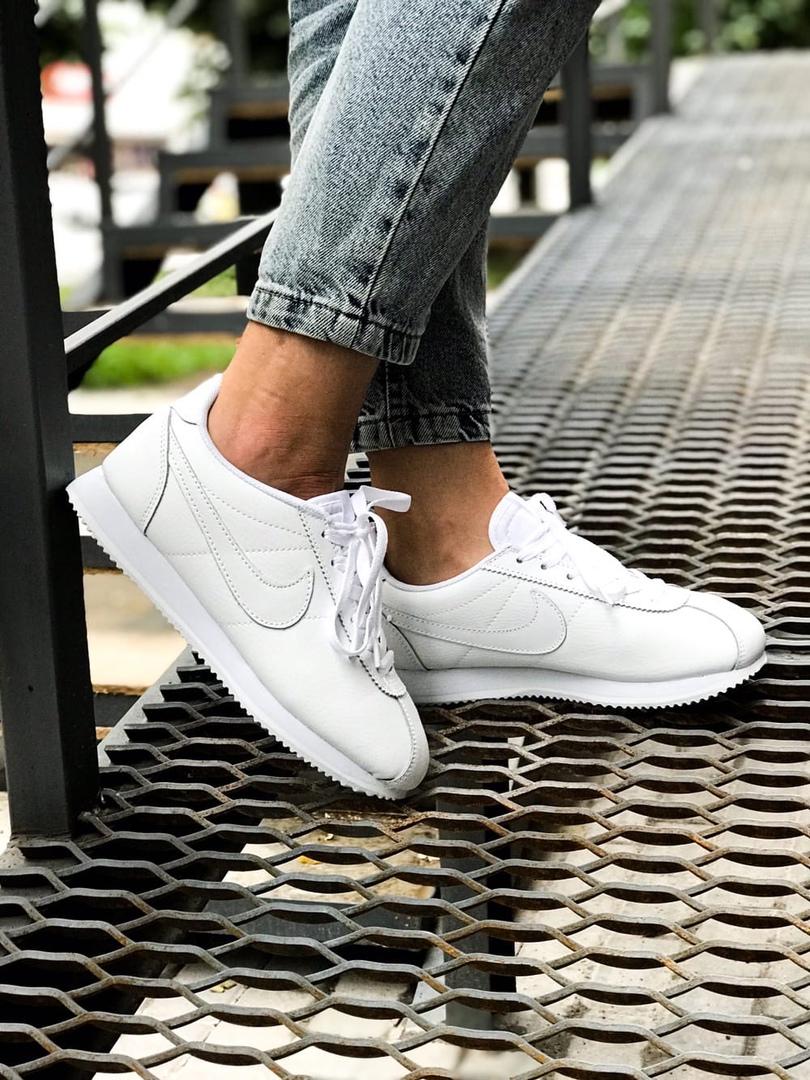 Nike Cortez White