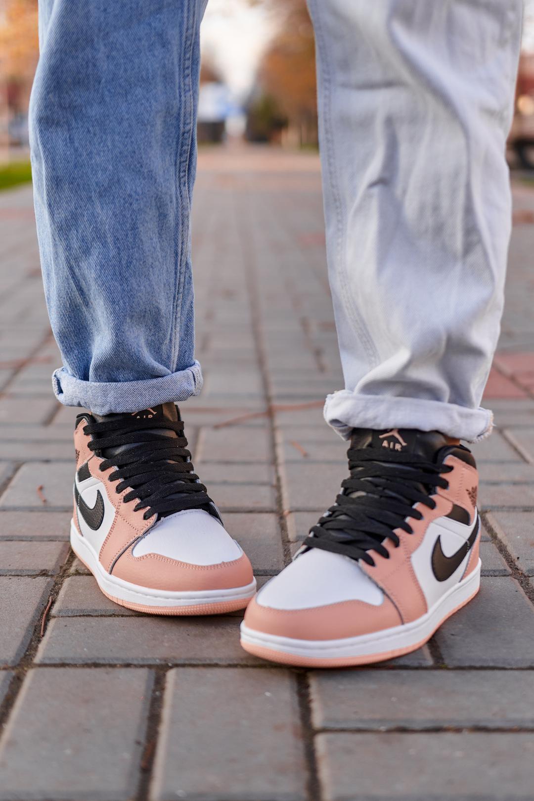 Nike Air Jordan 1 Retro Mid Peach Fur