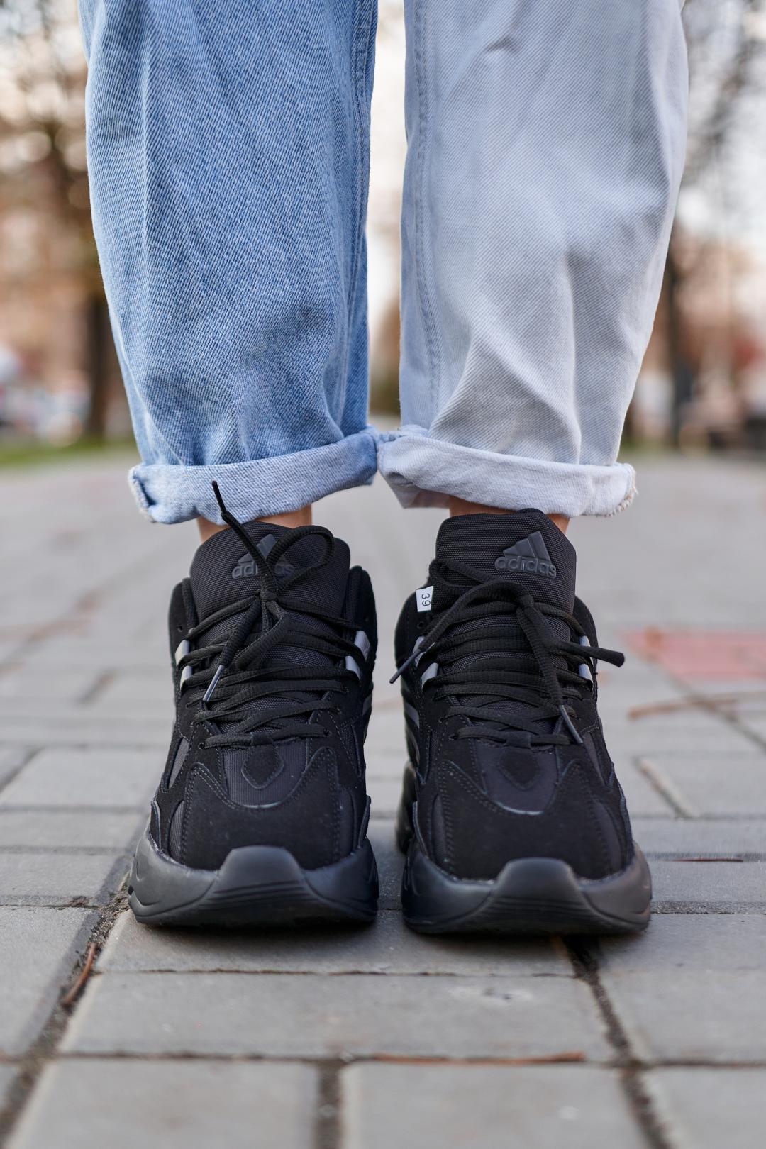 Adidas Yeezy Boost 700 V2 Winter Black