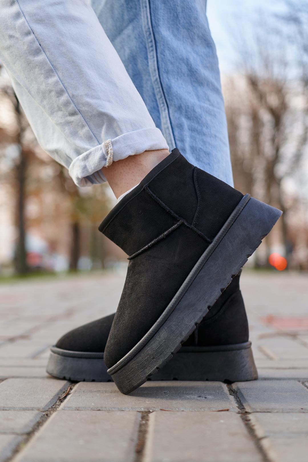 UGG Classic Mini Plarform Black (No Name)
