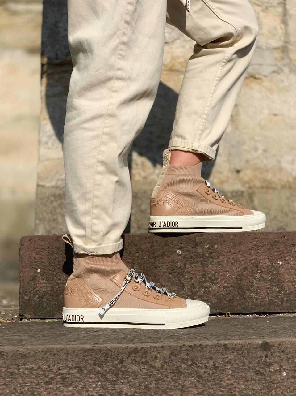 Christian Dior Walk’n Beige