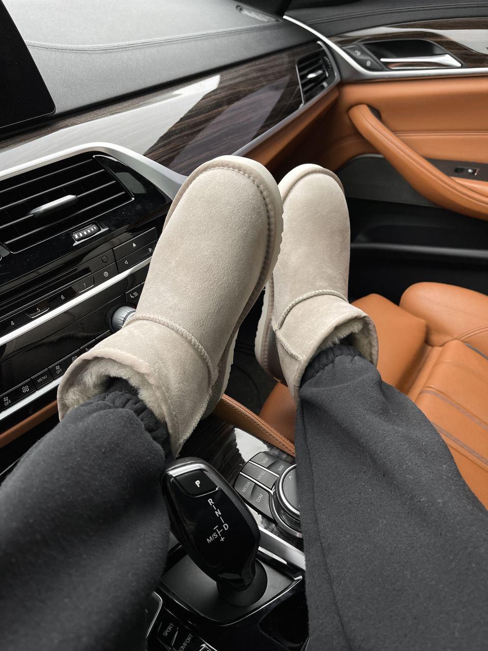 UGG Classic Mini Light Grey Chromium