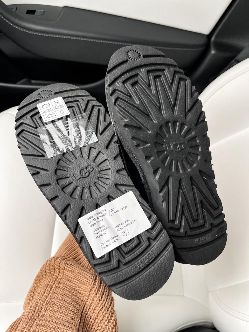 UGG Classic Mini leather Black v3