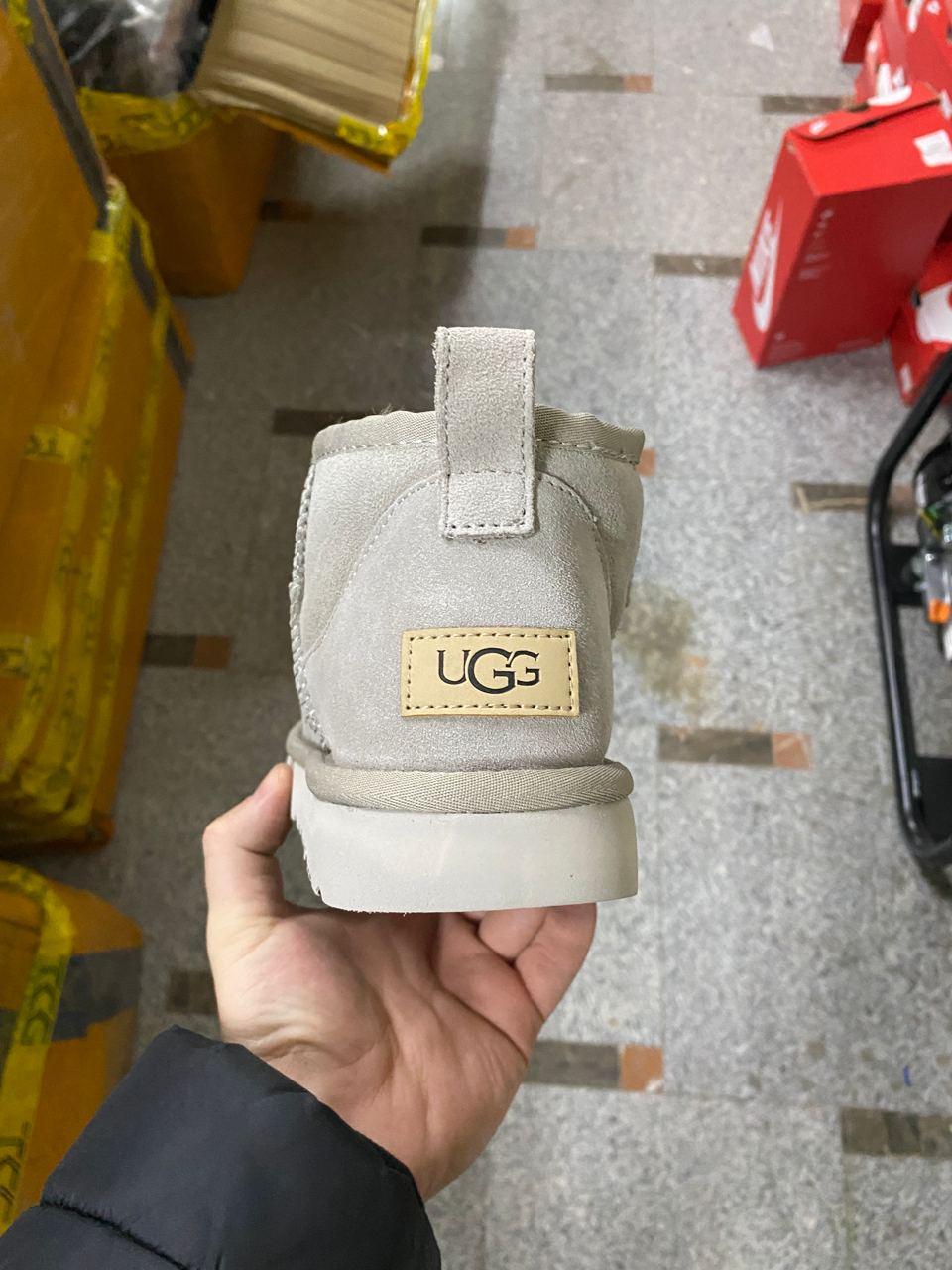 Ugg Ultra Mini White