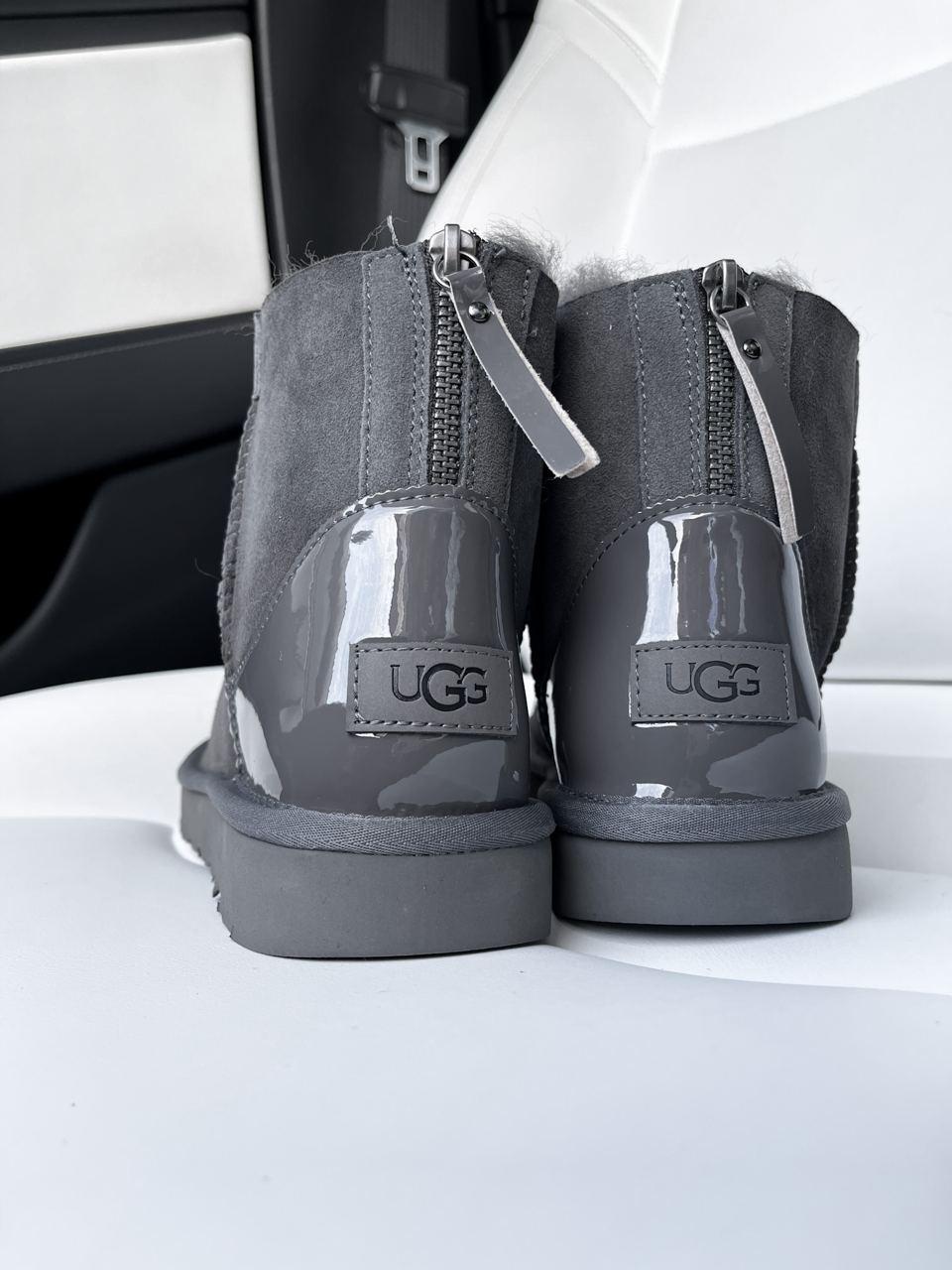 UGG Short ZIP Grey Lacquer