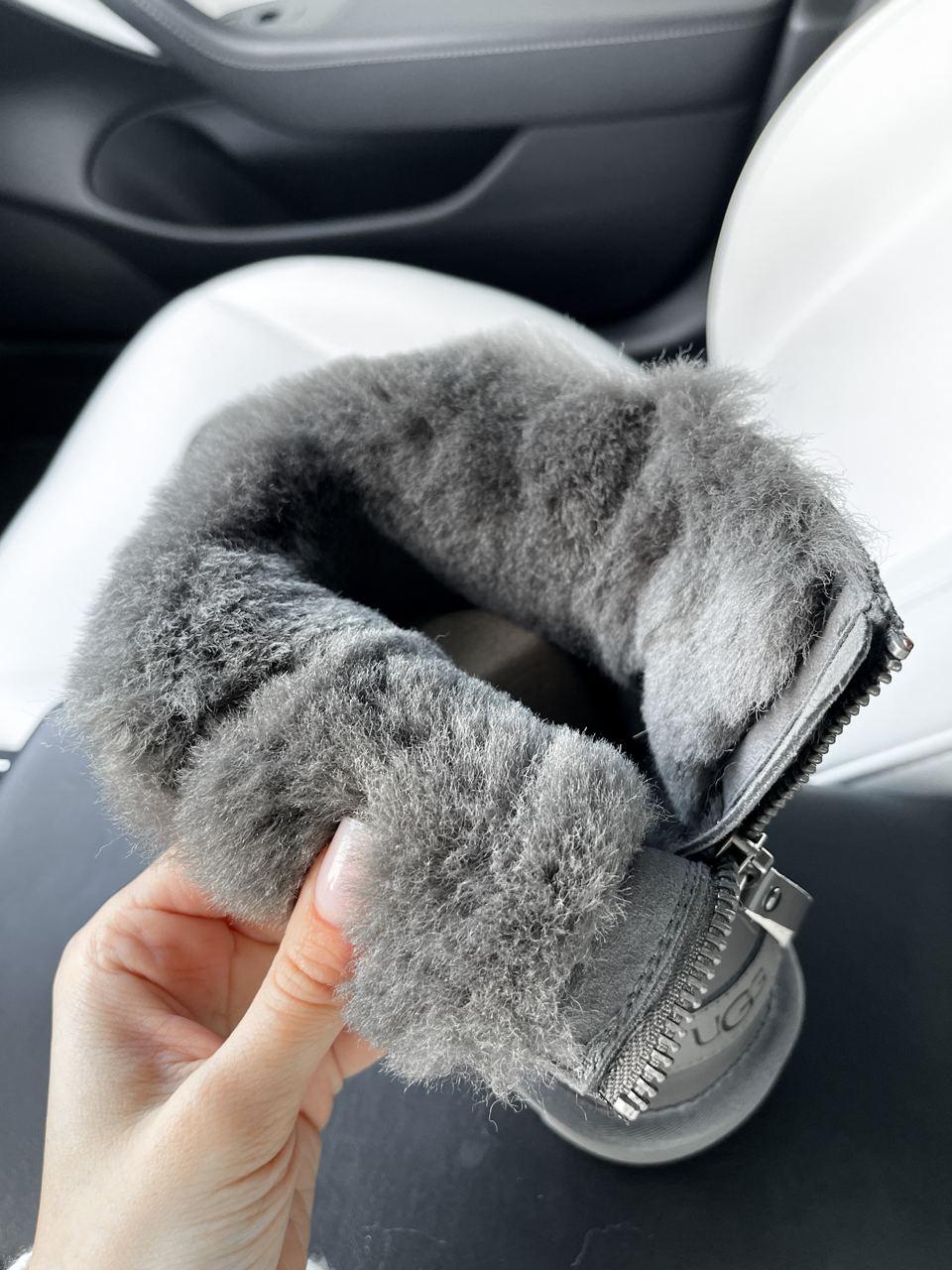 UGG Short ZIP Grey Lacquer