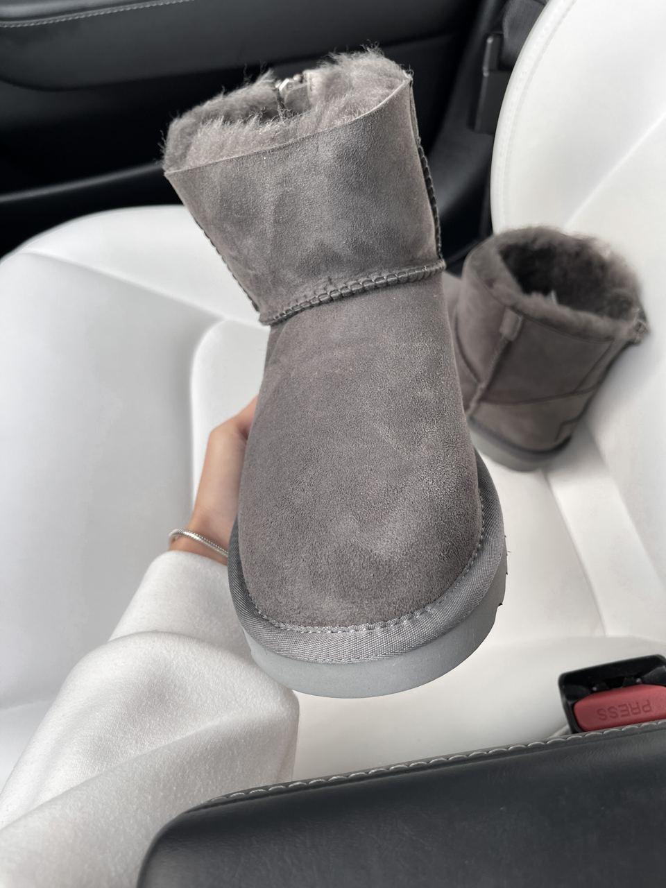 UGG Short ZIP Grey v2