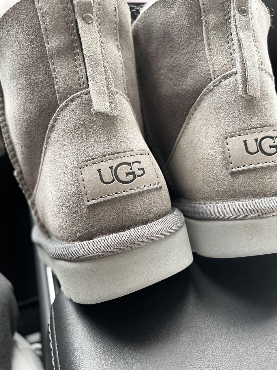 UGG Short ZIP Grey v2