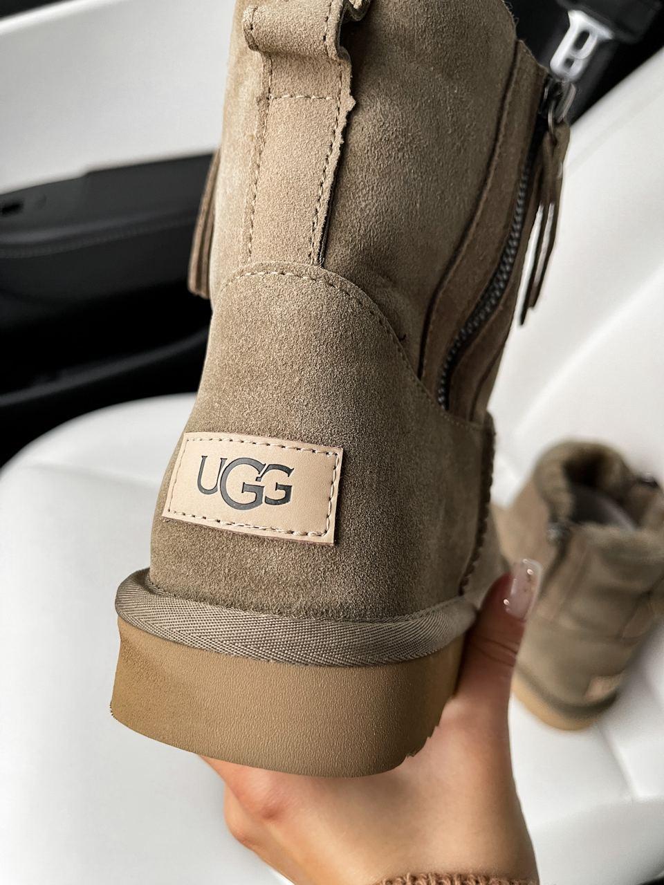UGG Classic High Zip Khaki