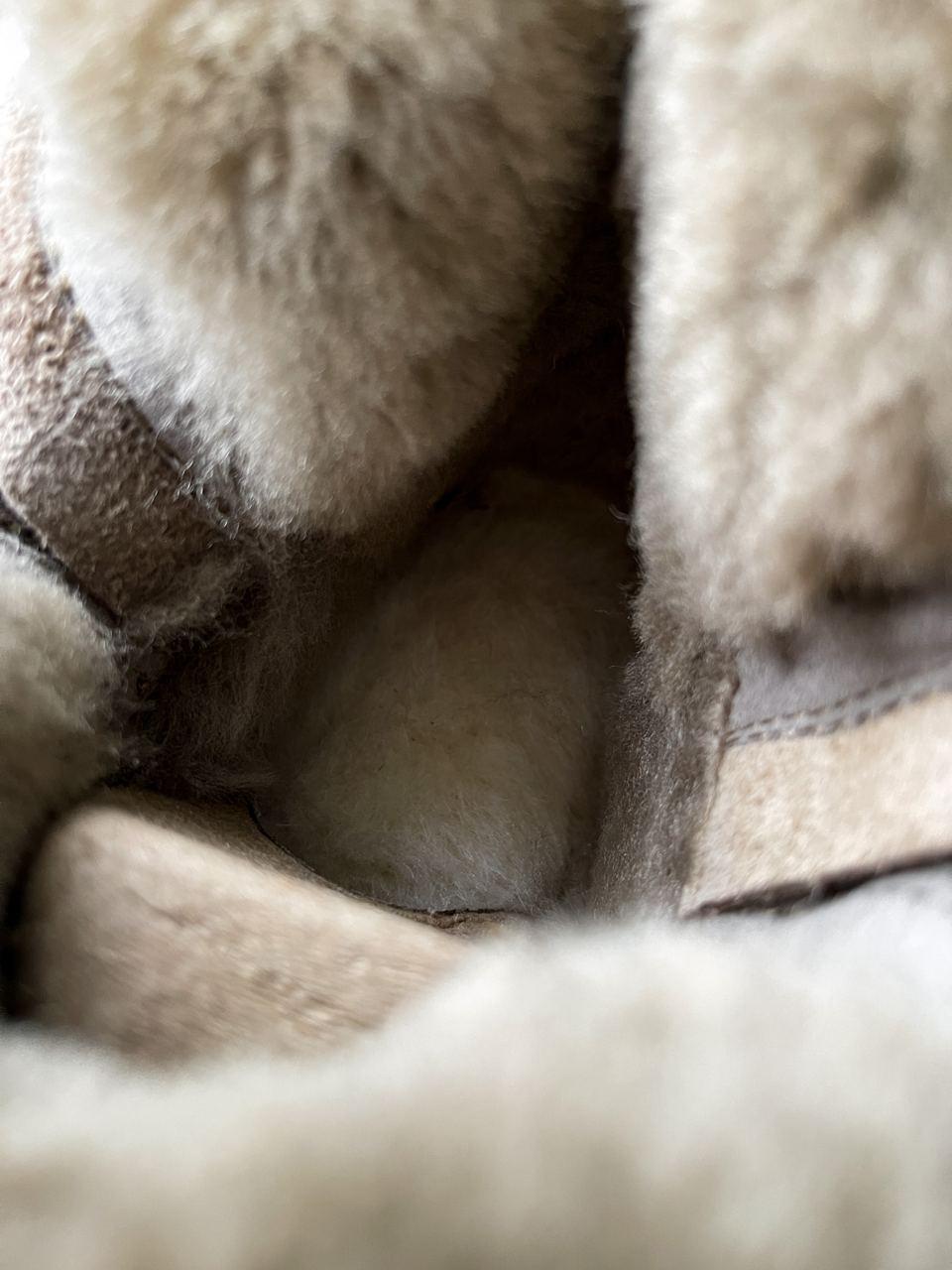 UGG Classic High Zip Khaki