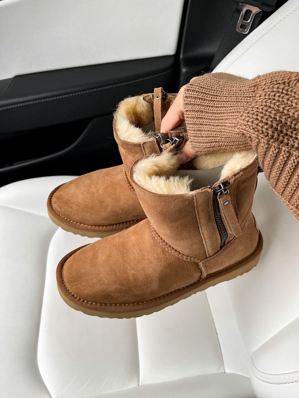 UGG Classic High Zip Chestnut