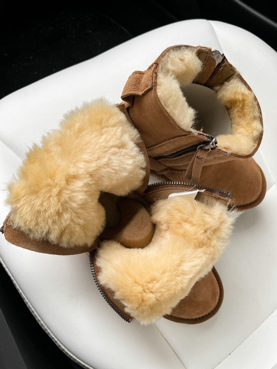UGG Classic High Zip Chestnut