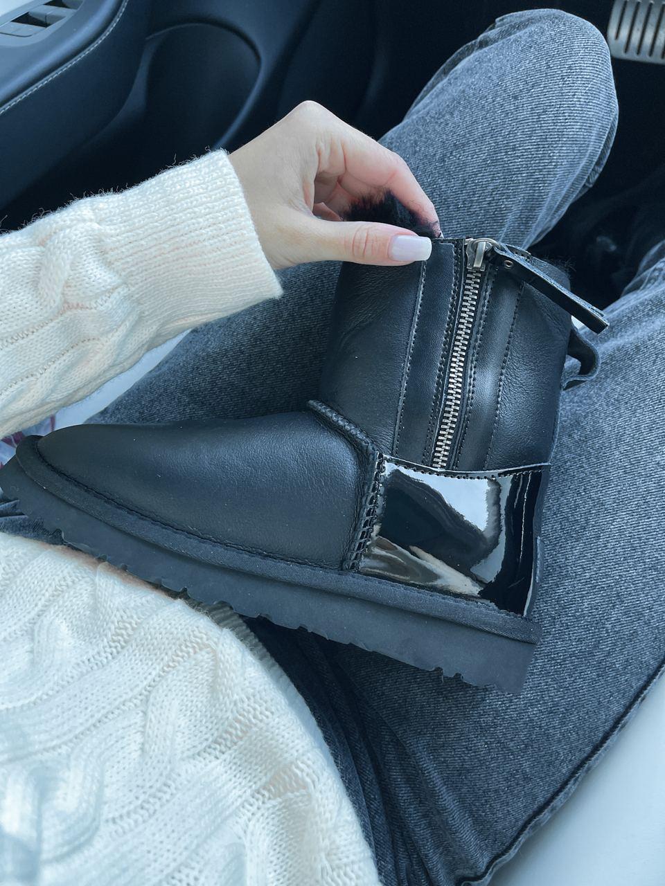 UGG Classic High Zip leather Black Lacquer