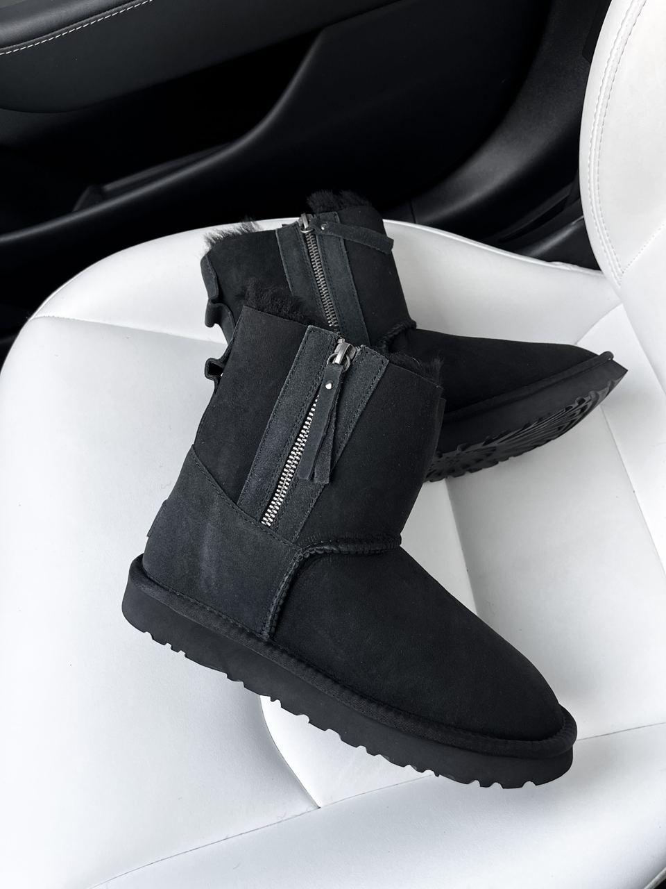 UGG Classic High Zip Black v4