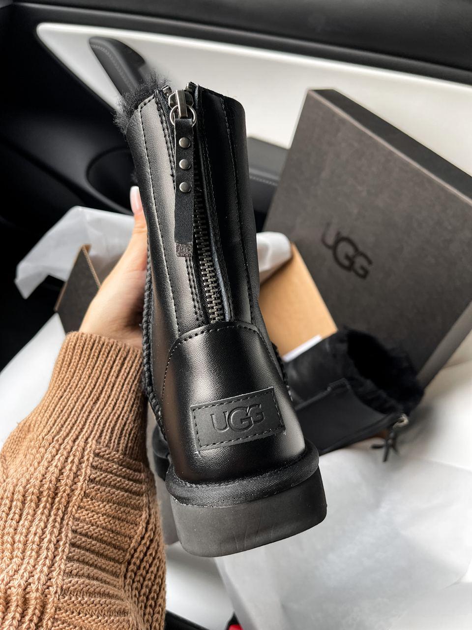 UGG Classic High Zip leather Black