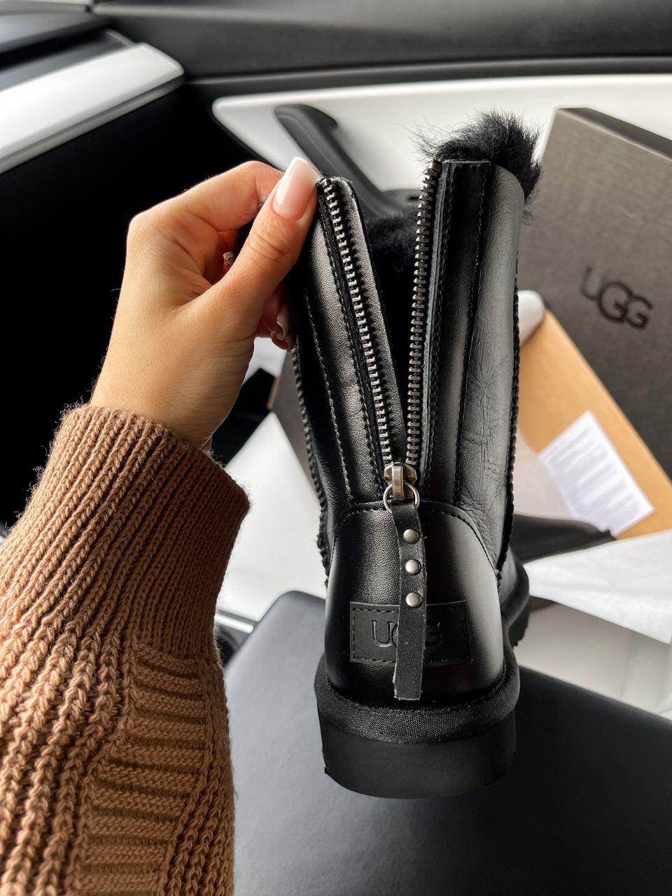 UGG Classic High Zip leather Black