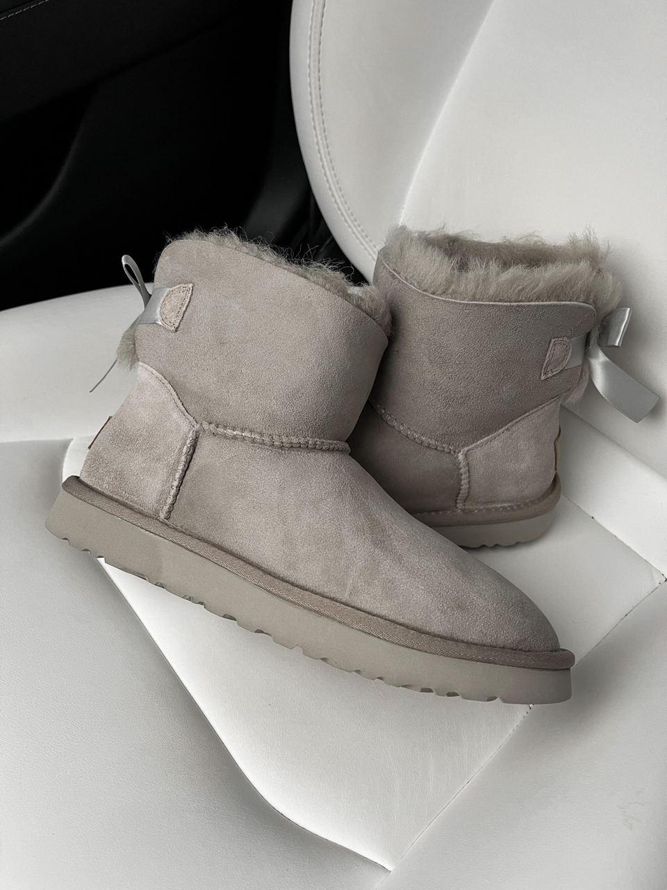 UGG Mini Bailey Bow Light Grey