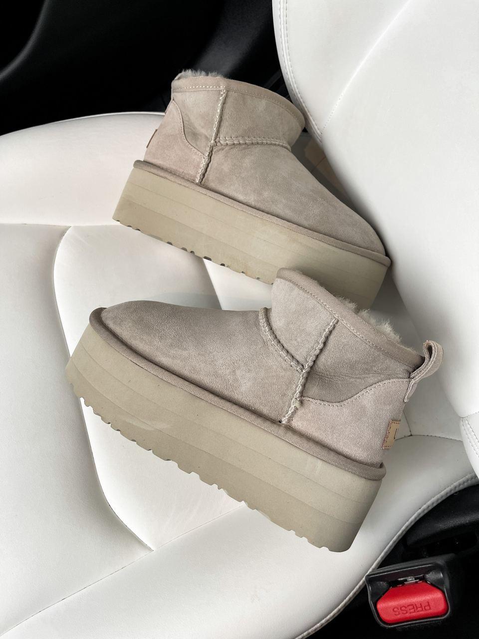 Ugg Ultra Mini Platform Light Grey v2