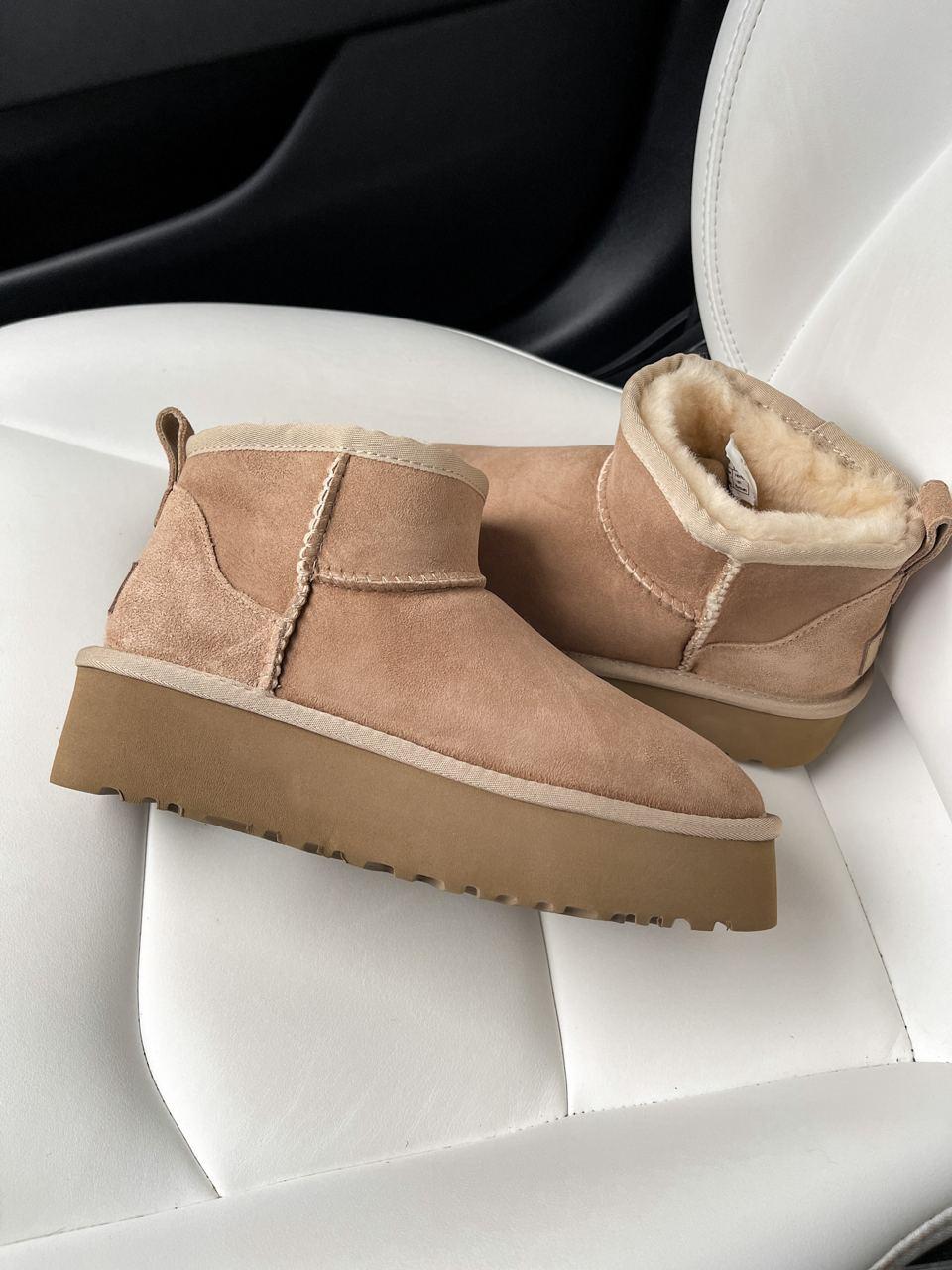 UGG Ultra Mini Platform Biege