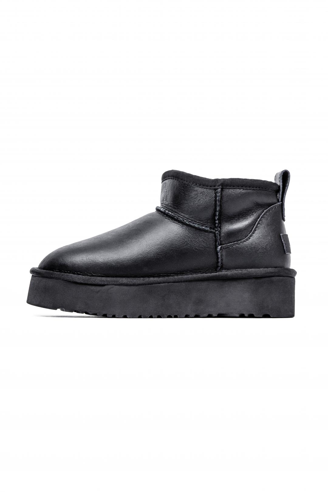 UGG Ultra Mini Platform leather Black