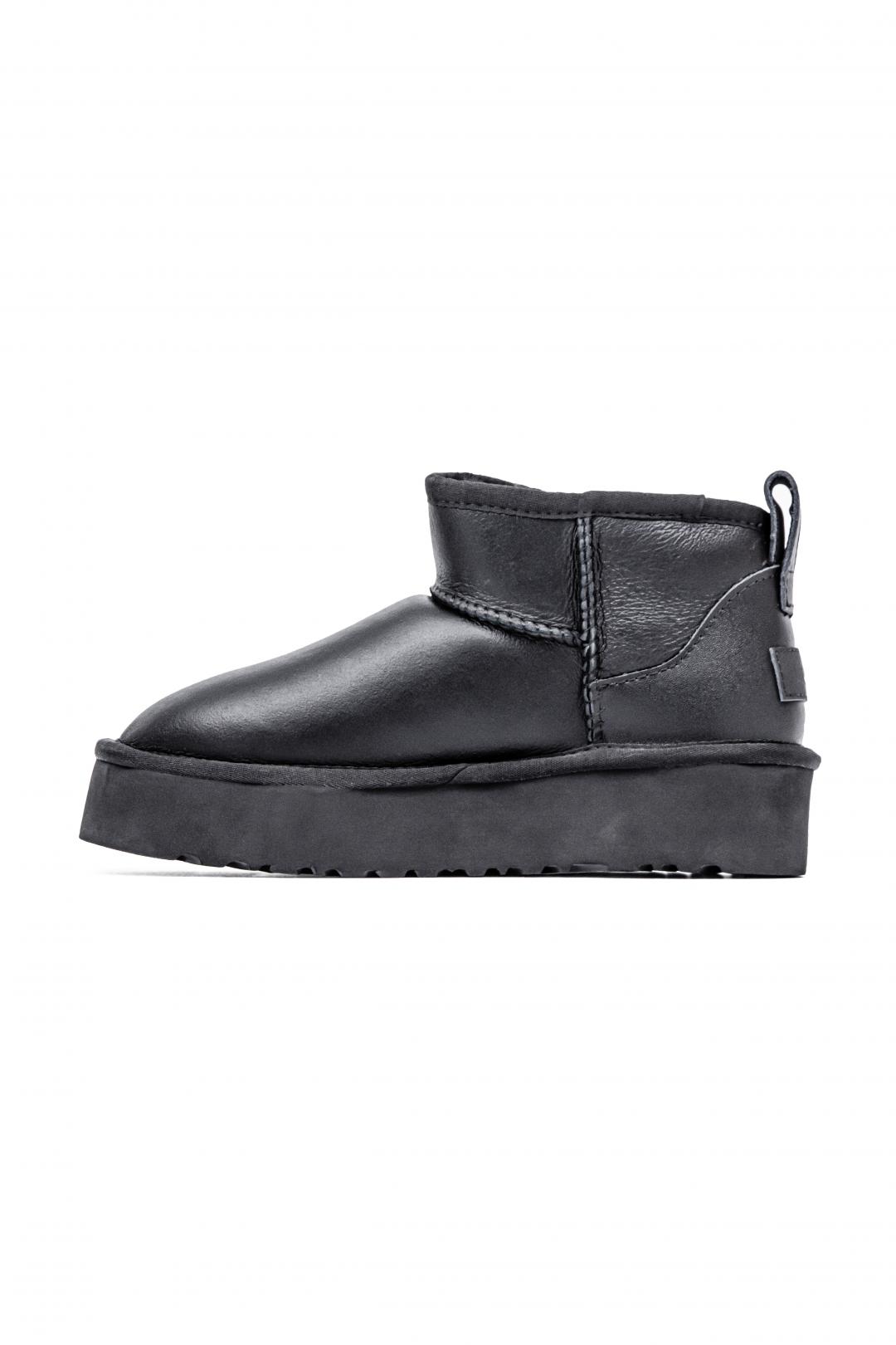 UGG Ultra Mini Platform leather Black