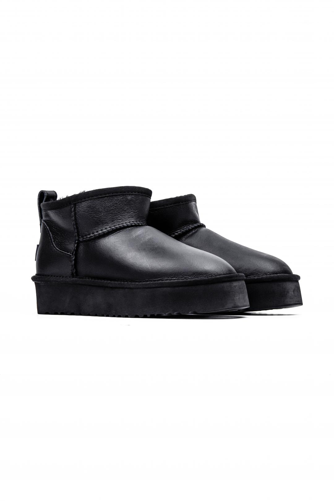 UGG Ultra Mini Platform leather Black
