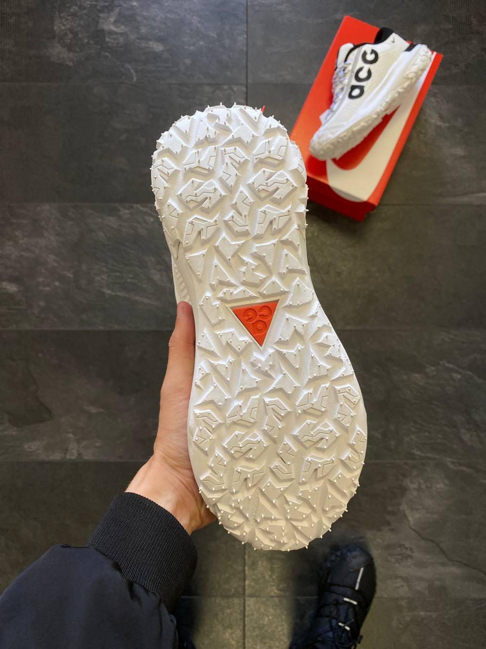 Nike ACG Mountain Fly 2 White