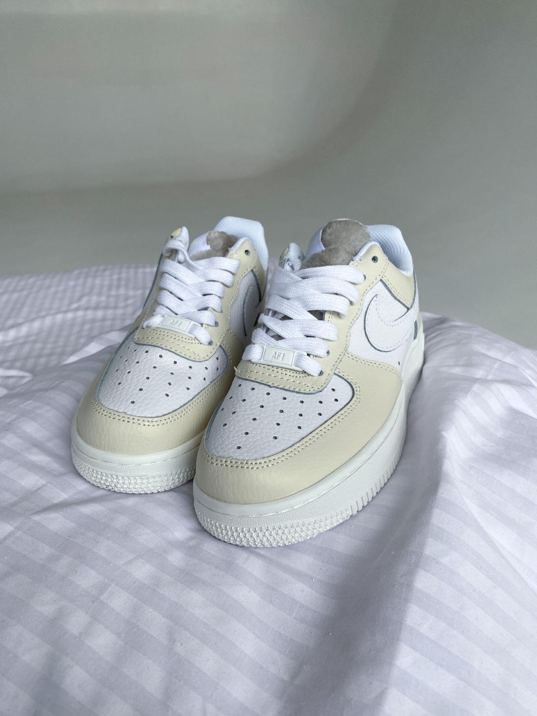 Nike Air Force 1 White Beige 2