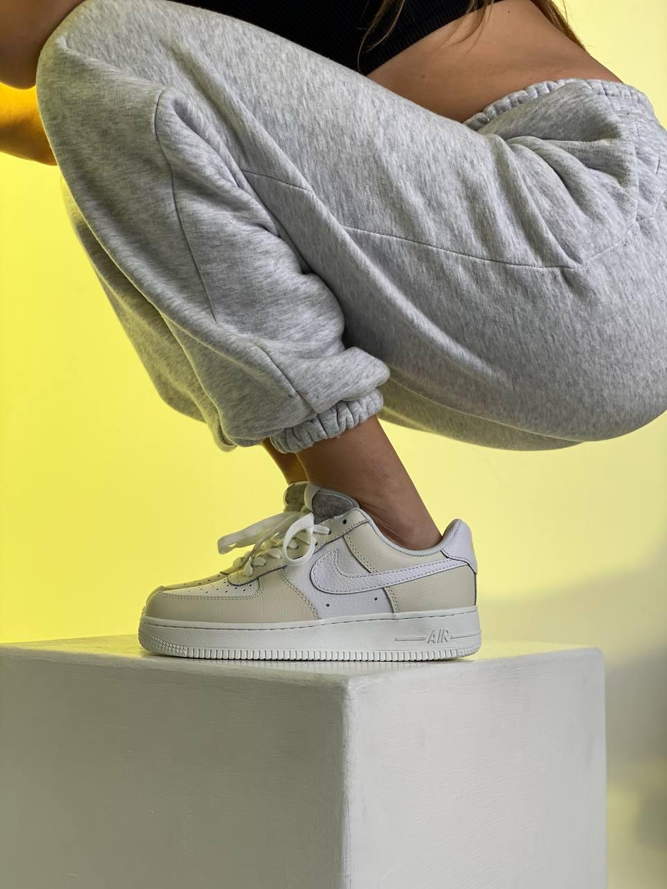 Nike Air Force 1 White Beige 2