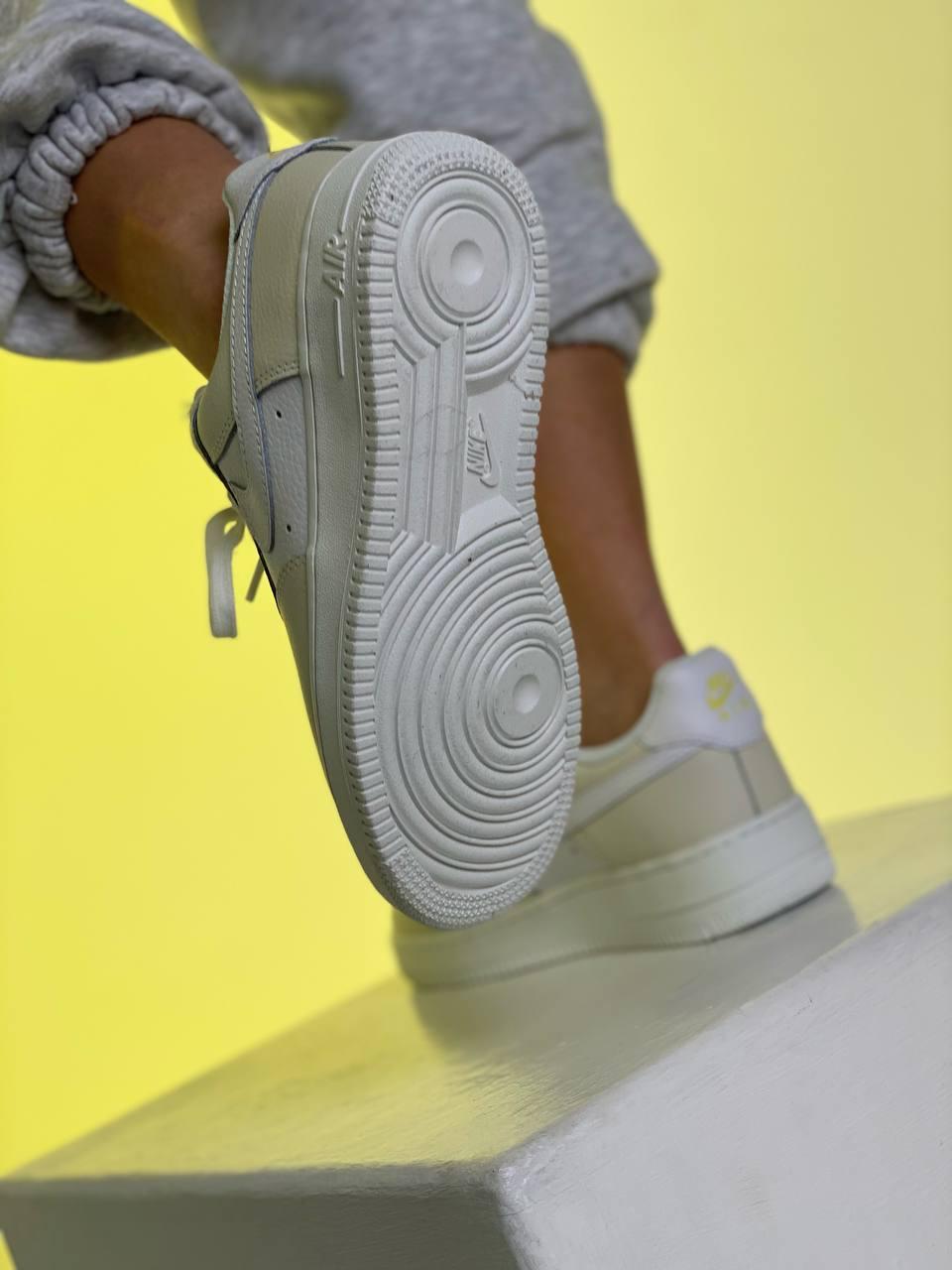 Nike Air Force 1 White Beige 2