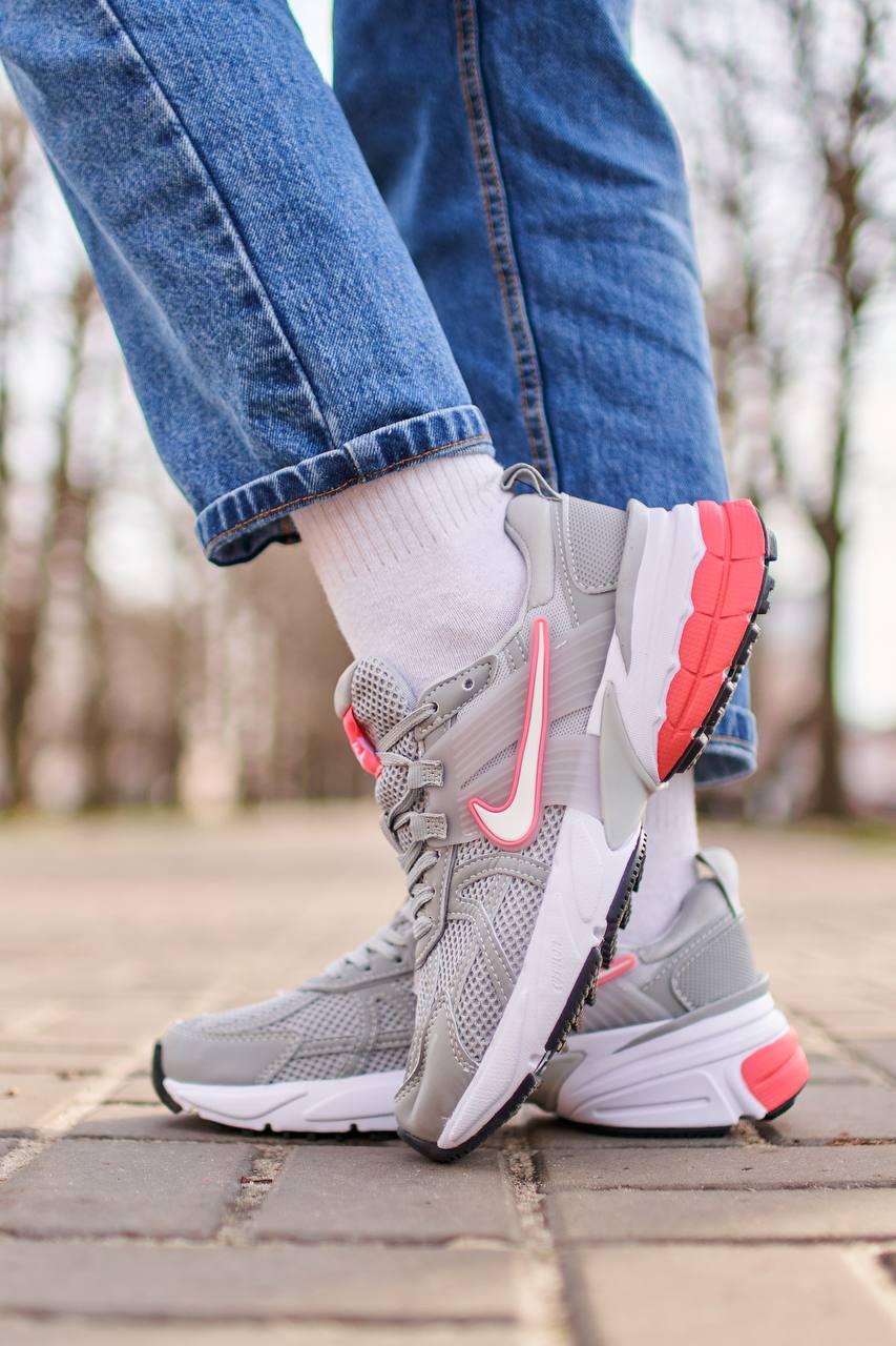 Nike Runtekk Grey Pink