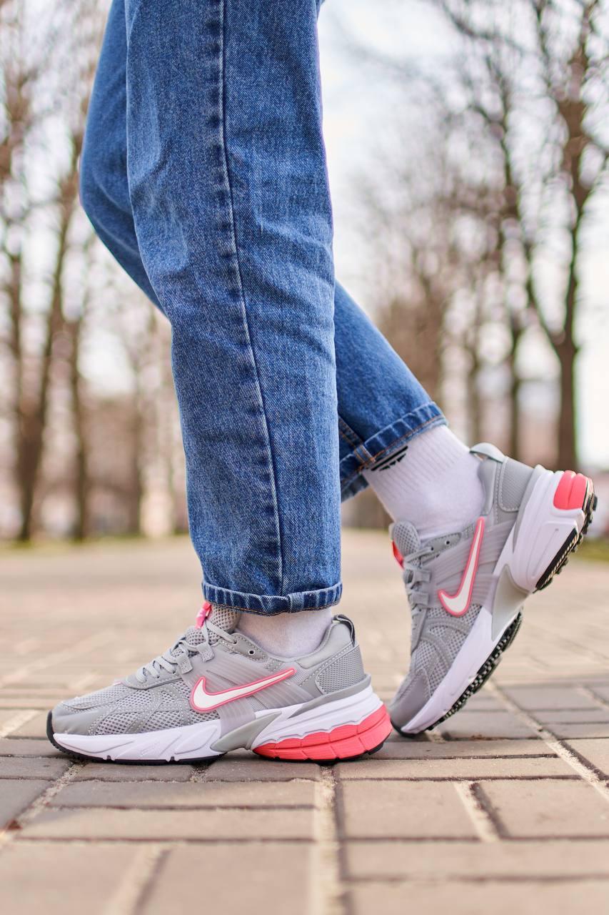 Nike Runtekk Grey Pink