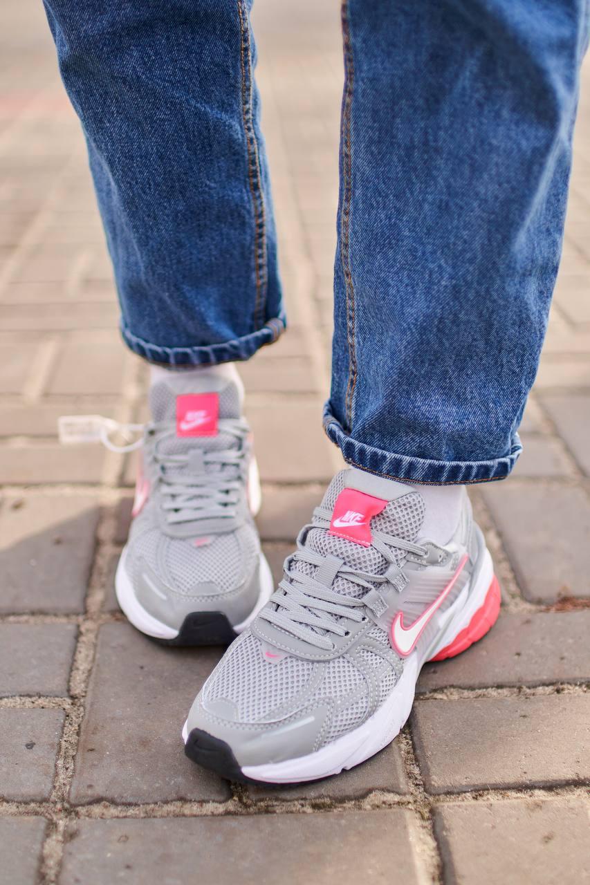 Nike Runtekk Grey Pink