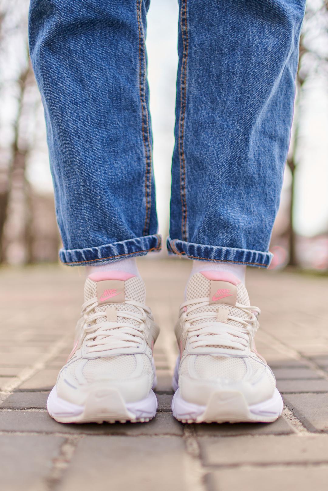 Nike Runtekk Beige Pink