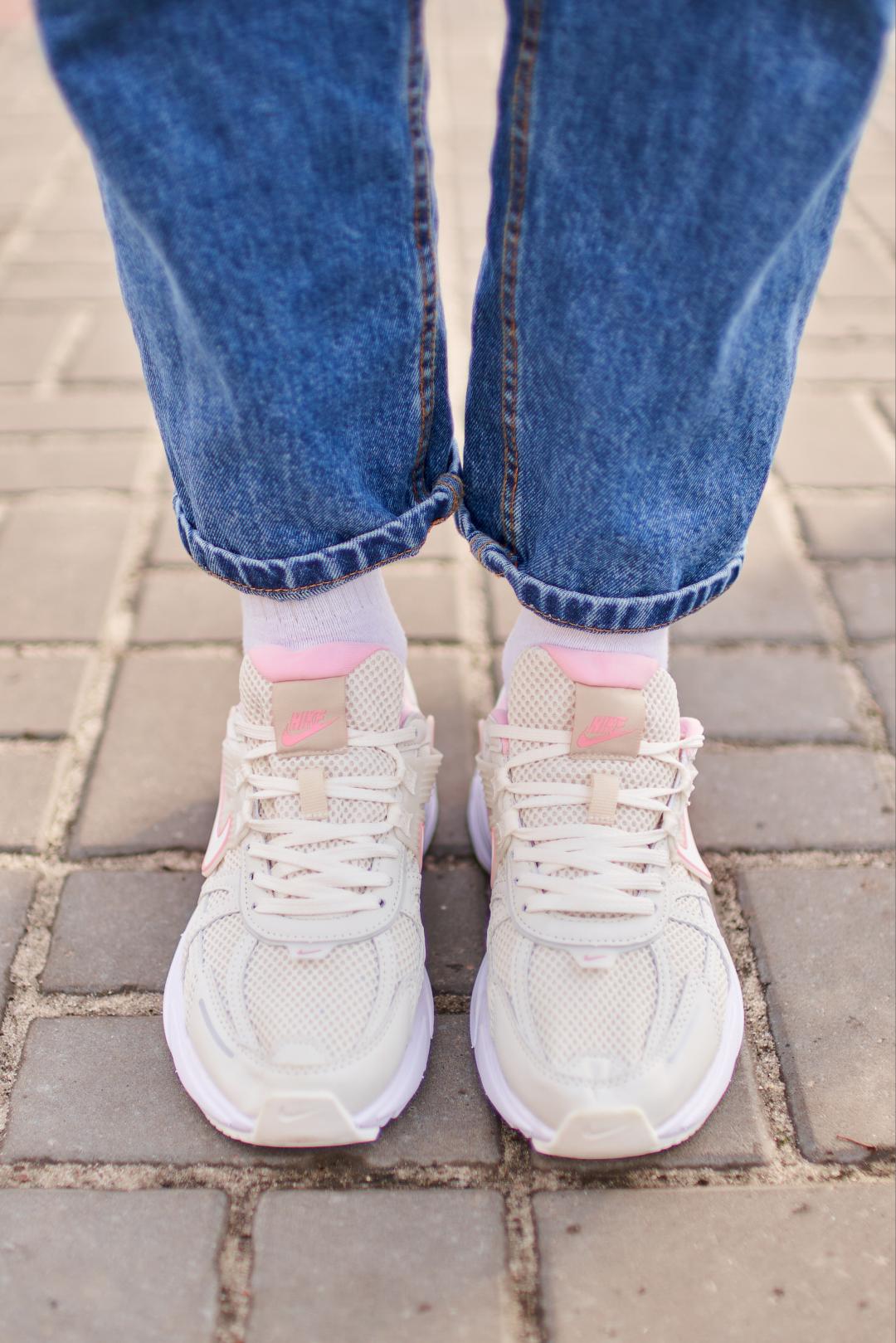 Nike Runtekk Beige Pink