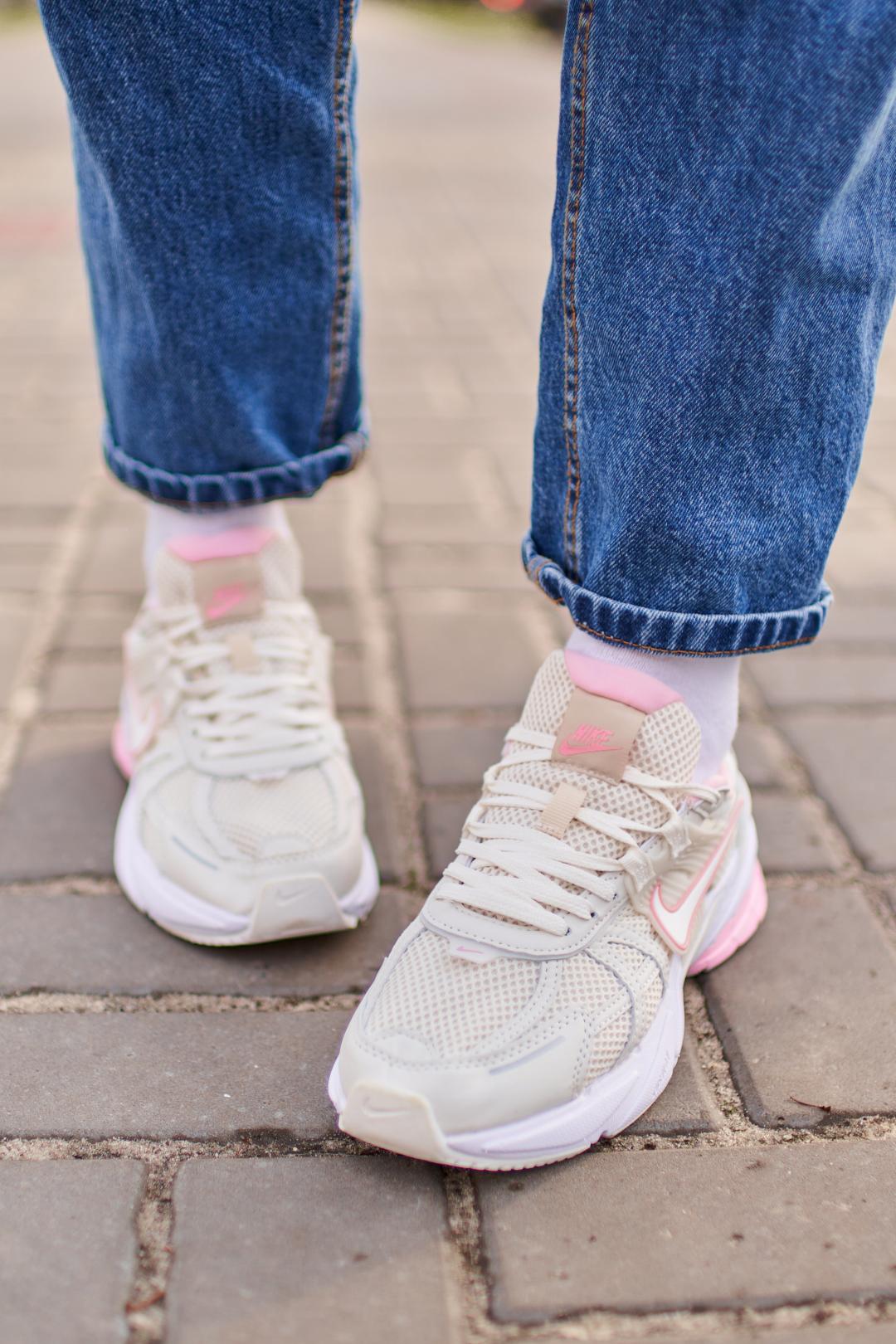 Nike Runtekk Beige Pink