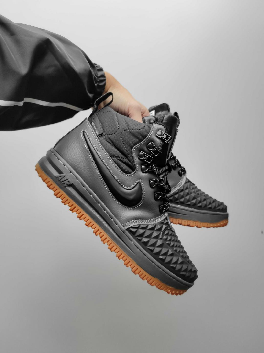 Nike Lunar Force 17 Duckboot Black Grey