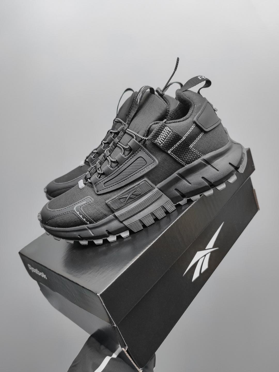 Reebok Zig Kinetica Fit Black Grey