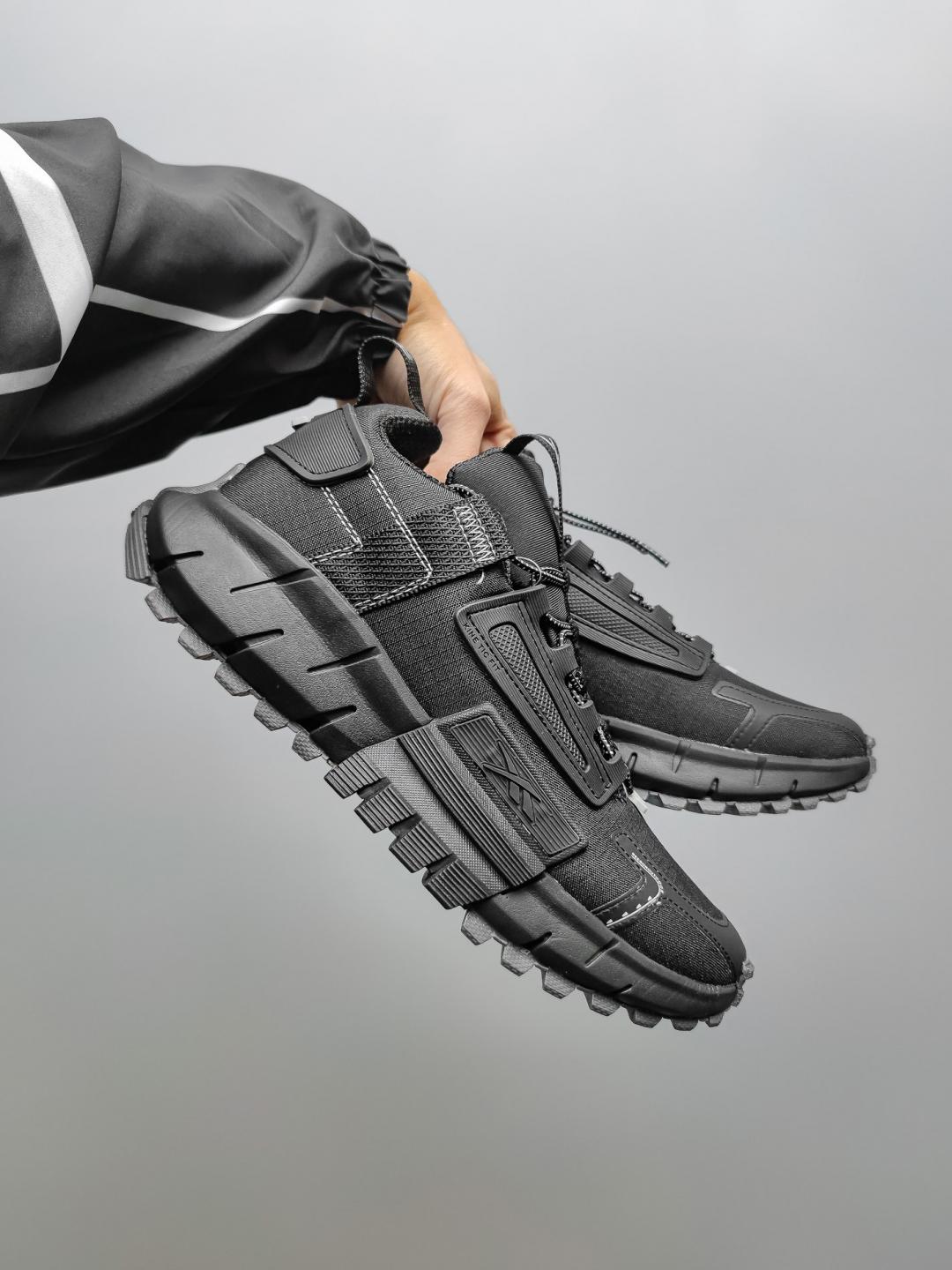 Reebok Zig Kinetica Fit Black Grey