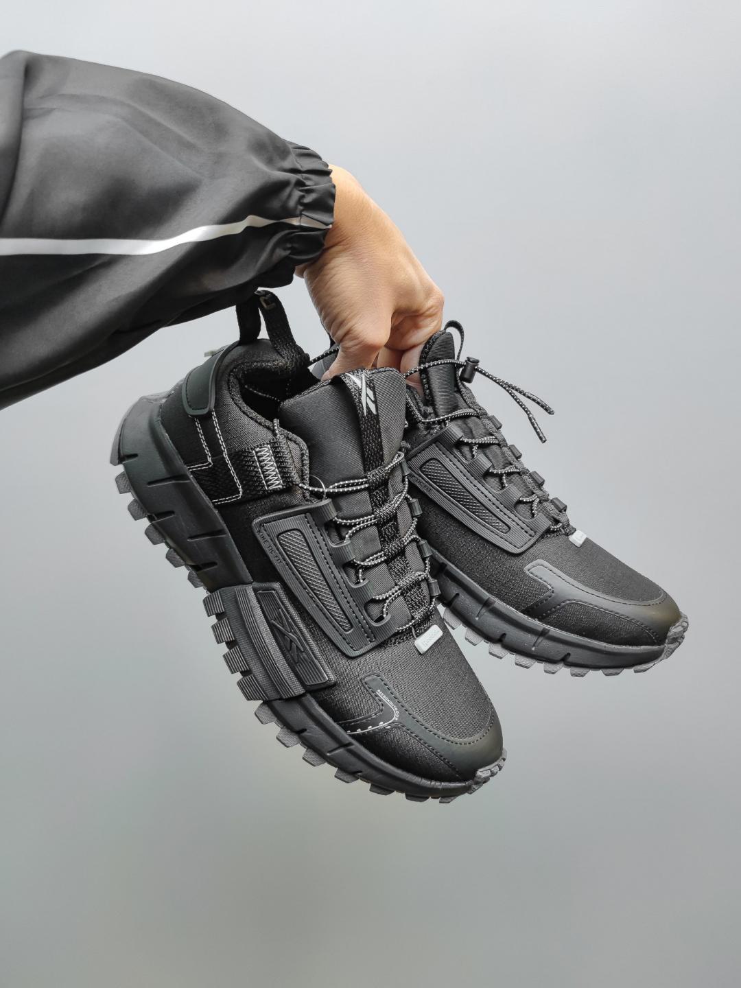 Reebok Zig Kinetica Fit Black Grey