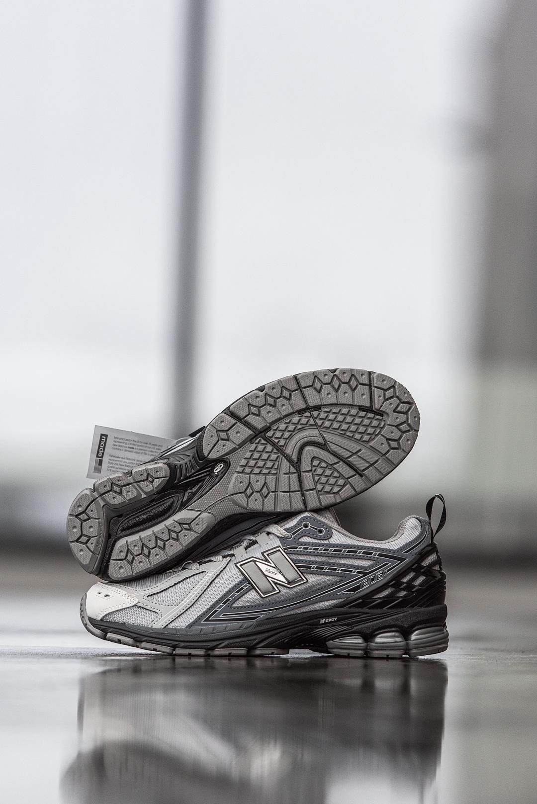 New Balance 1906R Gray