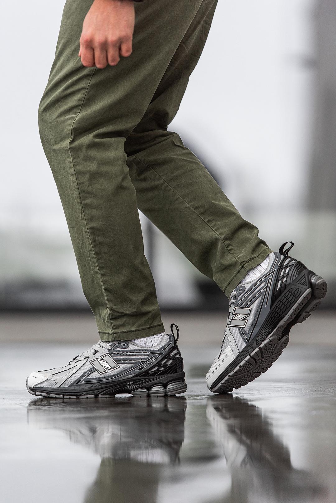 New Balance 1906R Gray