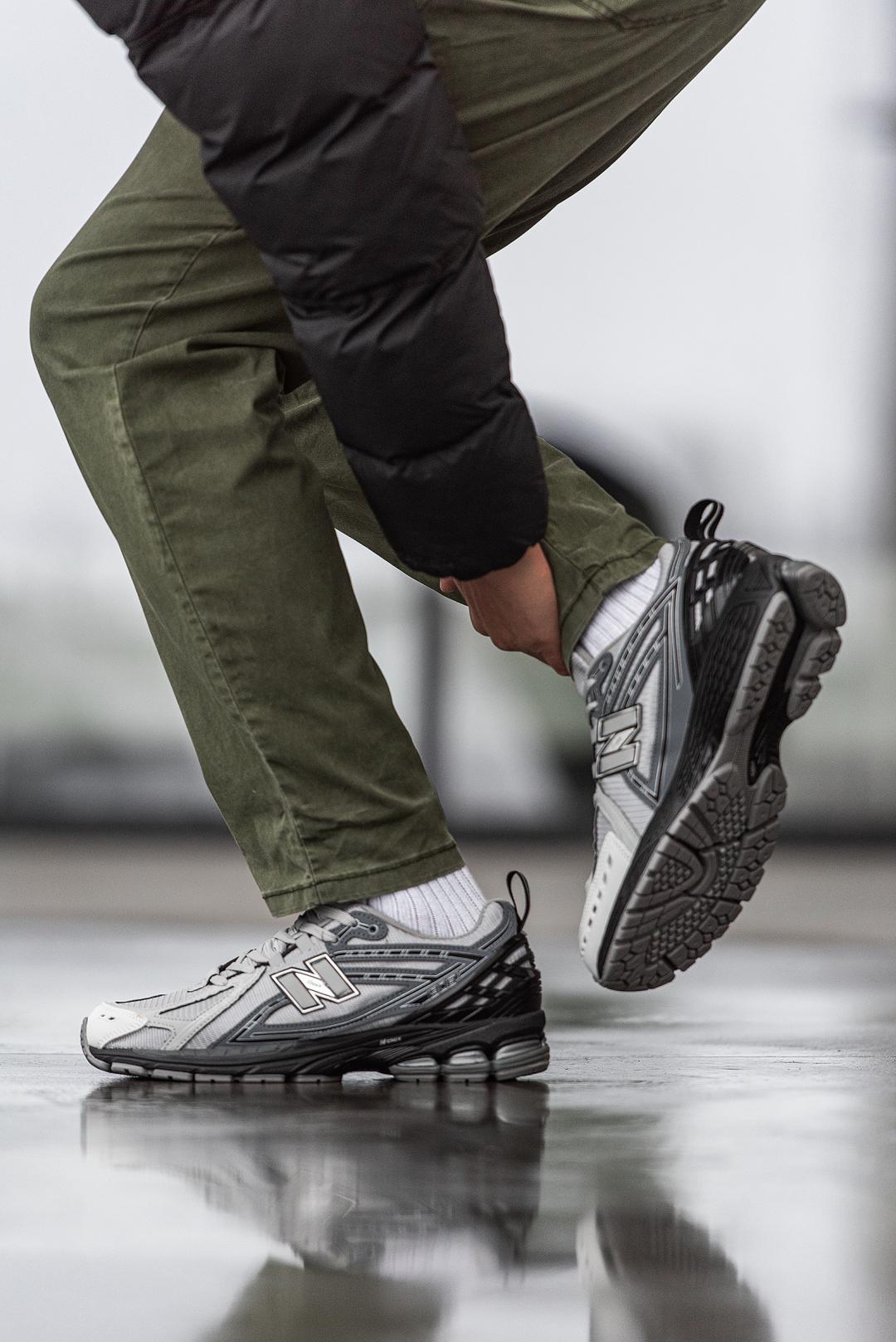 New Balance 1906R Gray