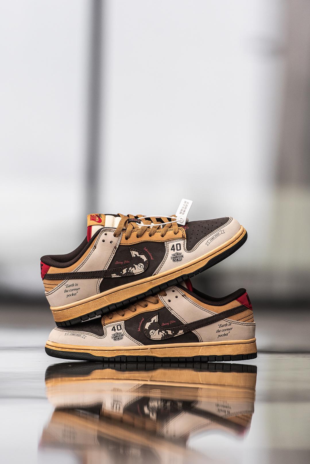 Nike SB Dunk Low x Stussy 40th
