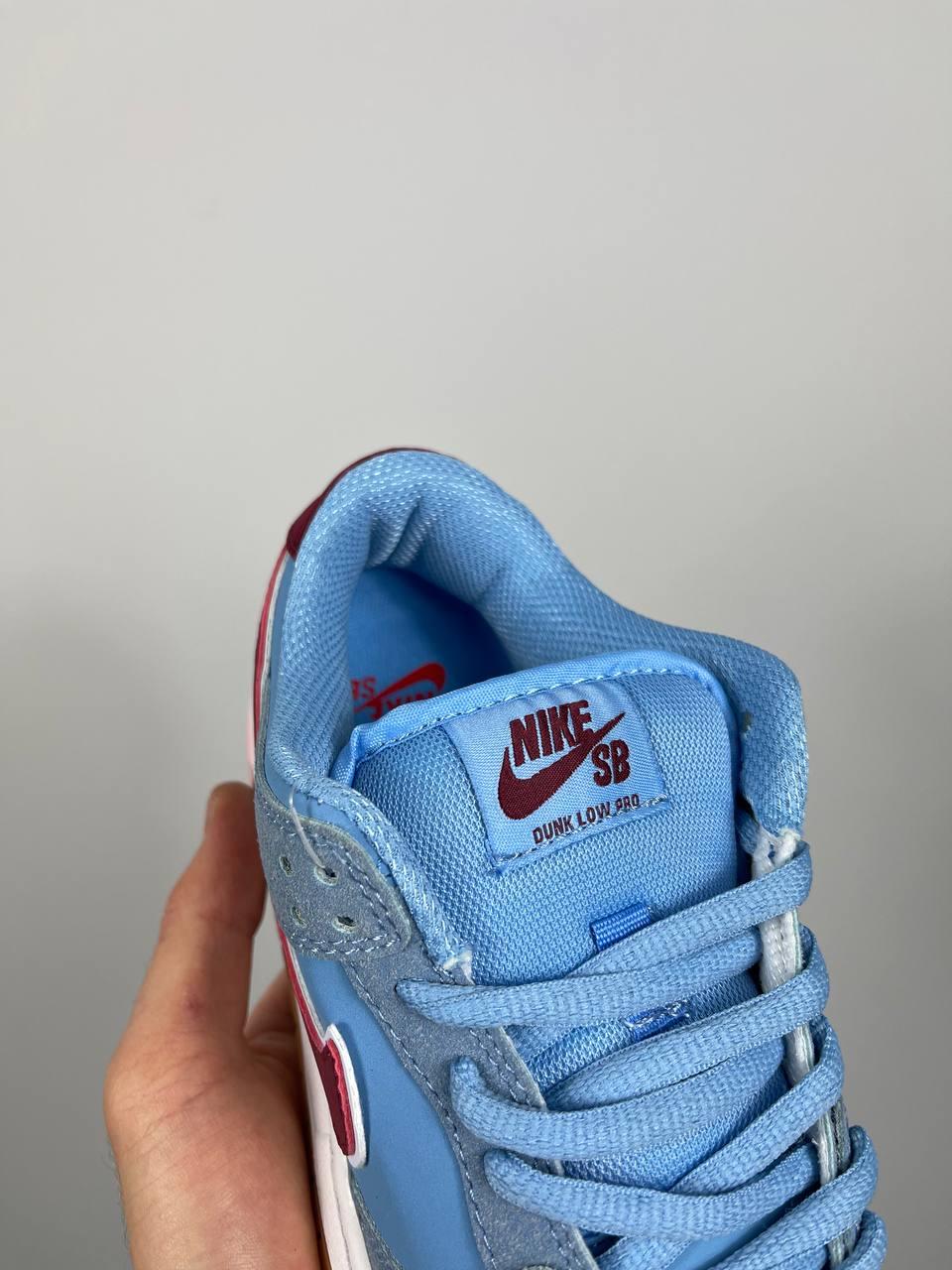 Nike SB Dunk Low Philadelphia Phillies