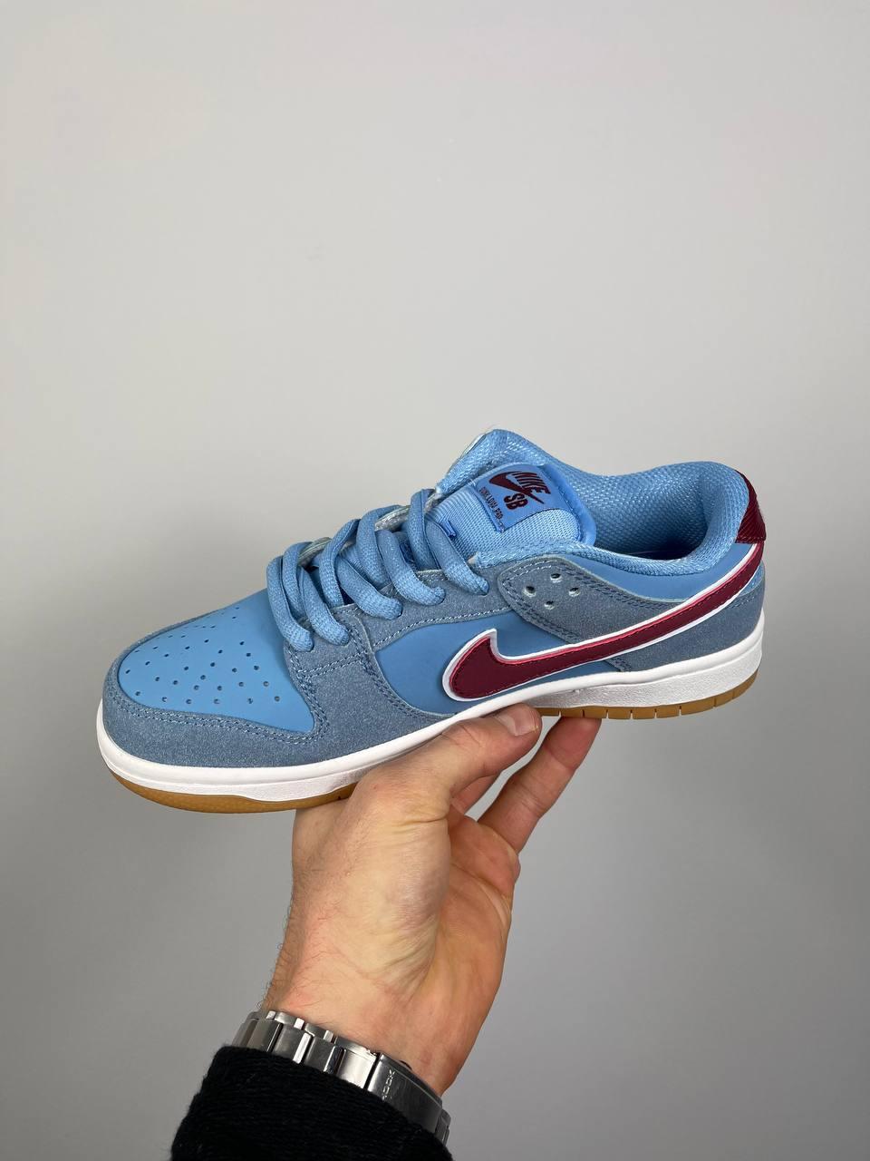 Nike SB Dunk Low Philadelphia Phillies