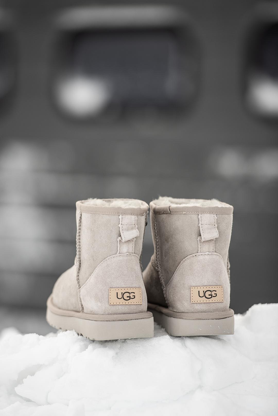 UGG Classic Mini Light Grey Premium
