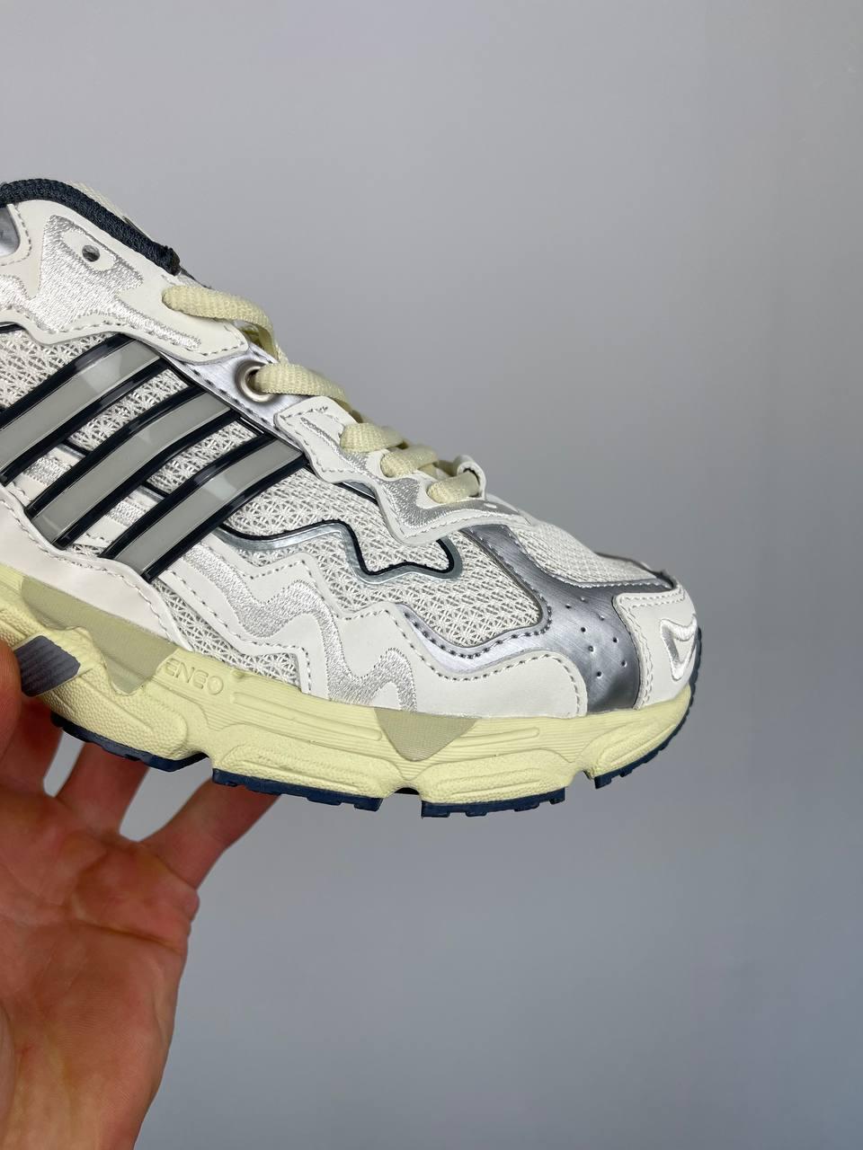 Adidas x Bad Bunny Response CL