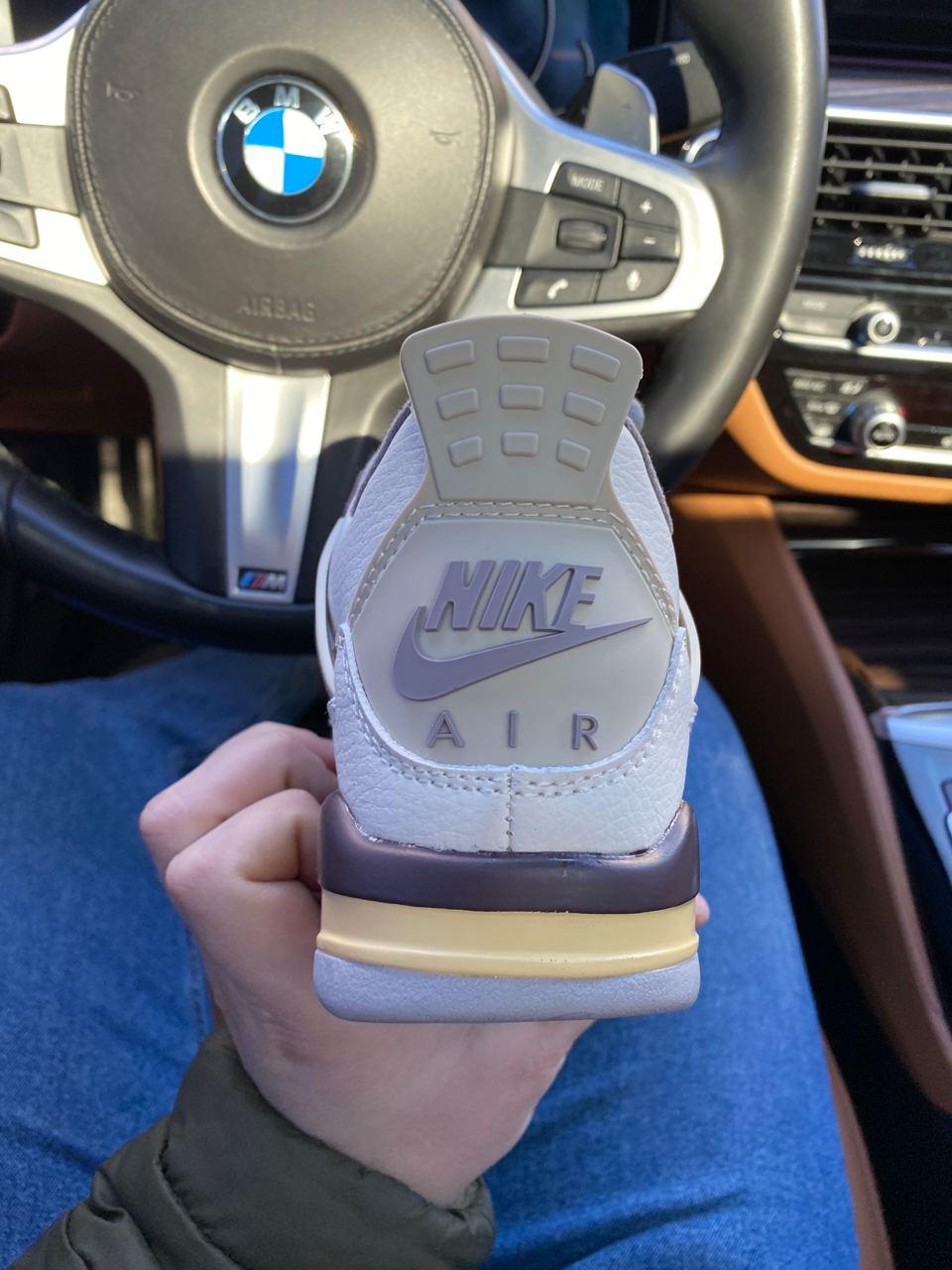 Nike Air Jordan 4 Beige