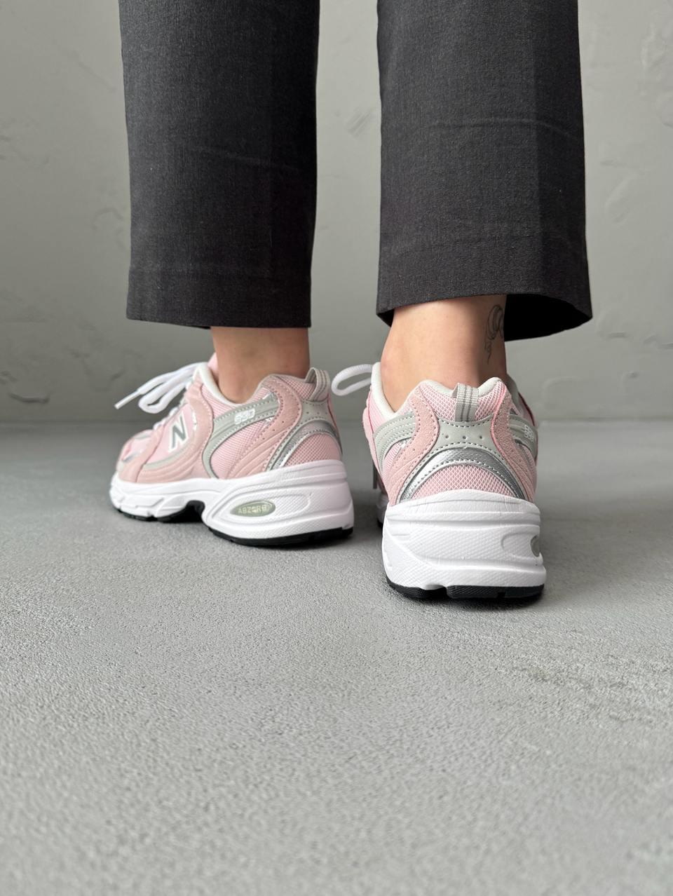 New Balance 530 Pink